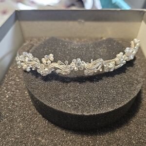 Elegant Silver Floral Women's Headband
